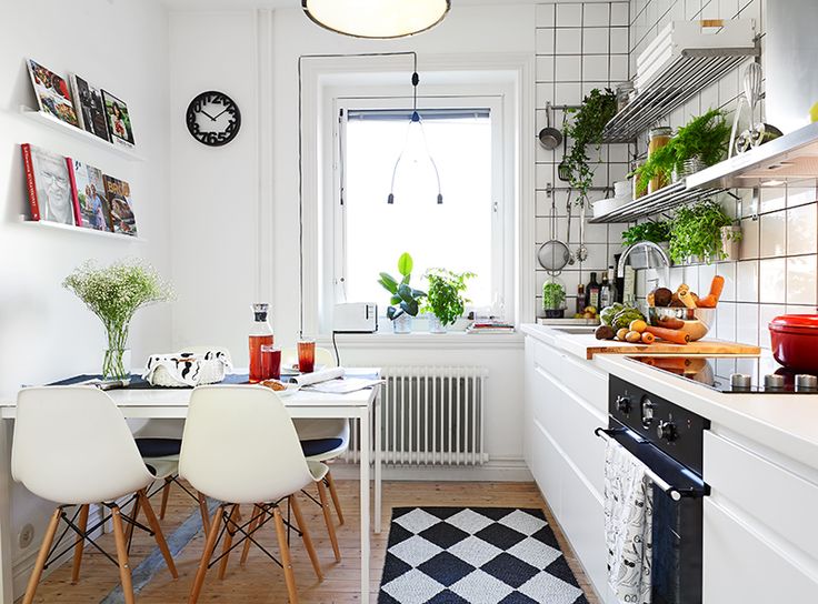 Superkitina: Home sweet home. Cocina blanca, azulejo blanco