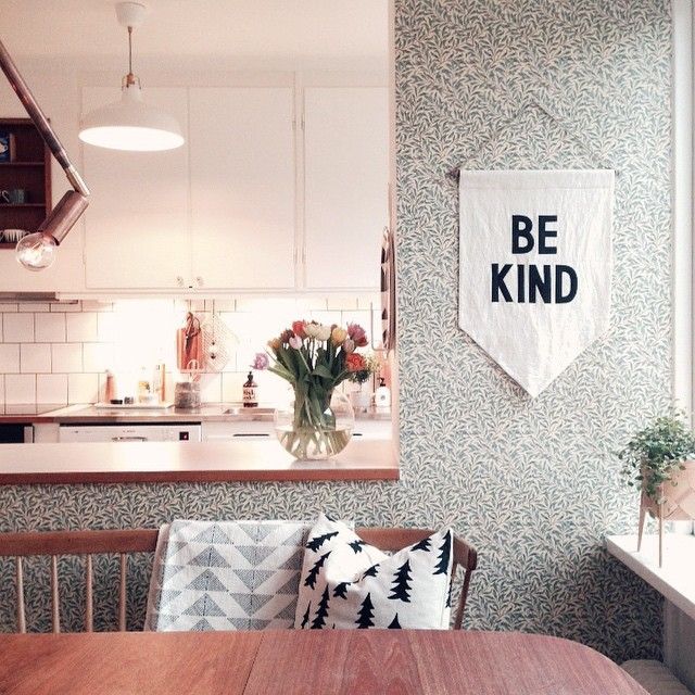Superkitina: Home sweet home. cocina blanca, azulejo blanco