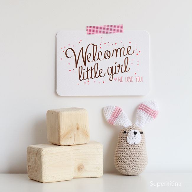 Conejito de crochet. Amigurumi patrón. Superkitina