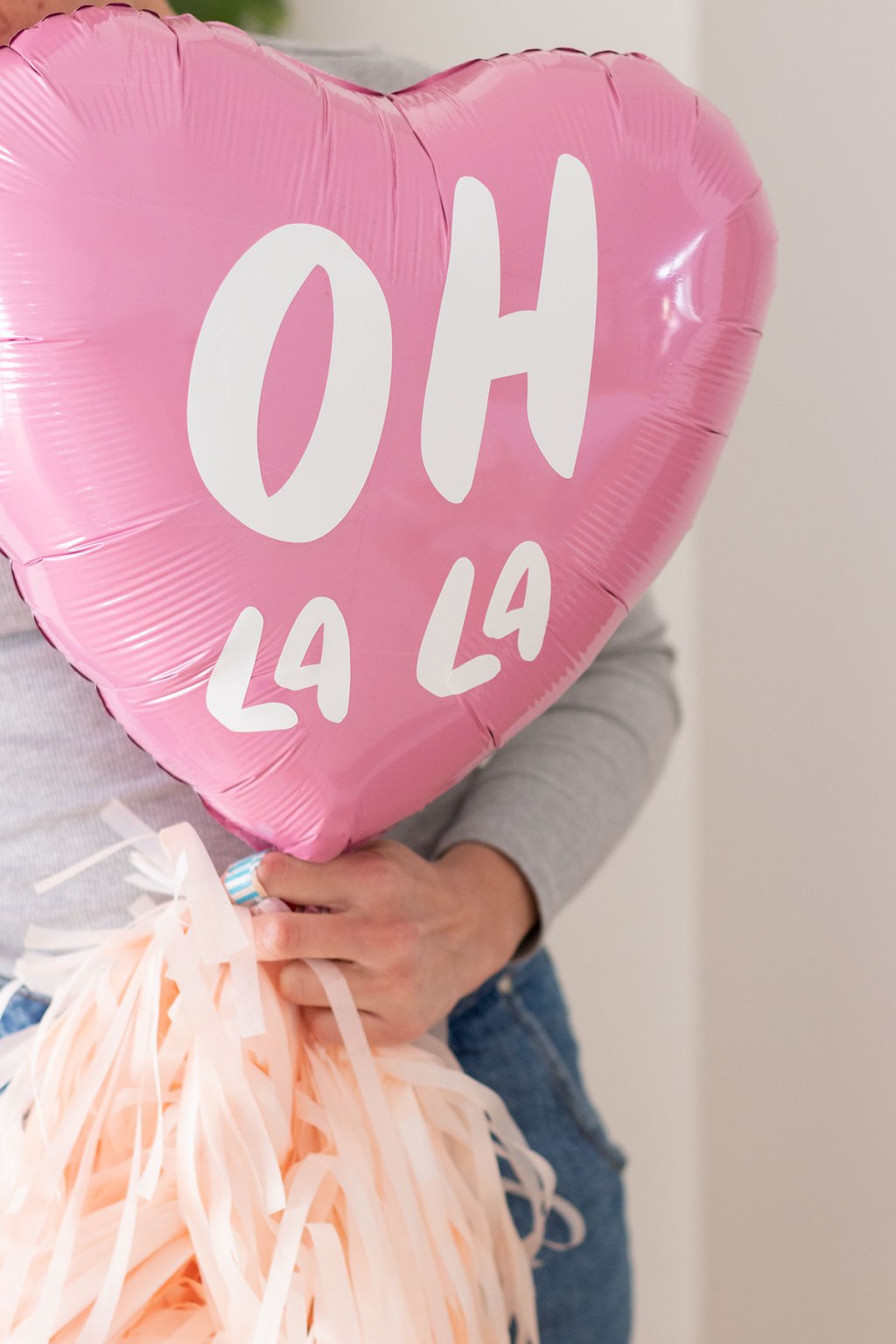 DIY globo con vinilo para San&nbsp;Valentín